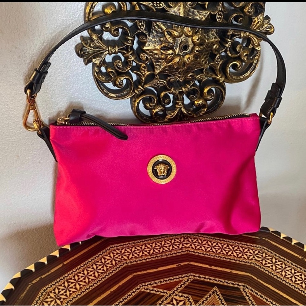 🌸❤️‍🔥💝 Versace Hot Pink Flamingo Satin Nylon Pouchette Bag 💓💖💗💓